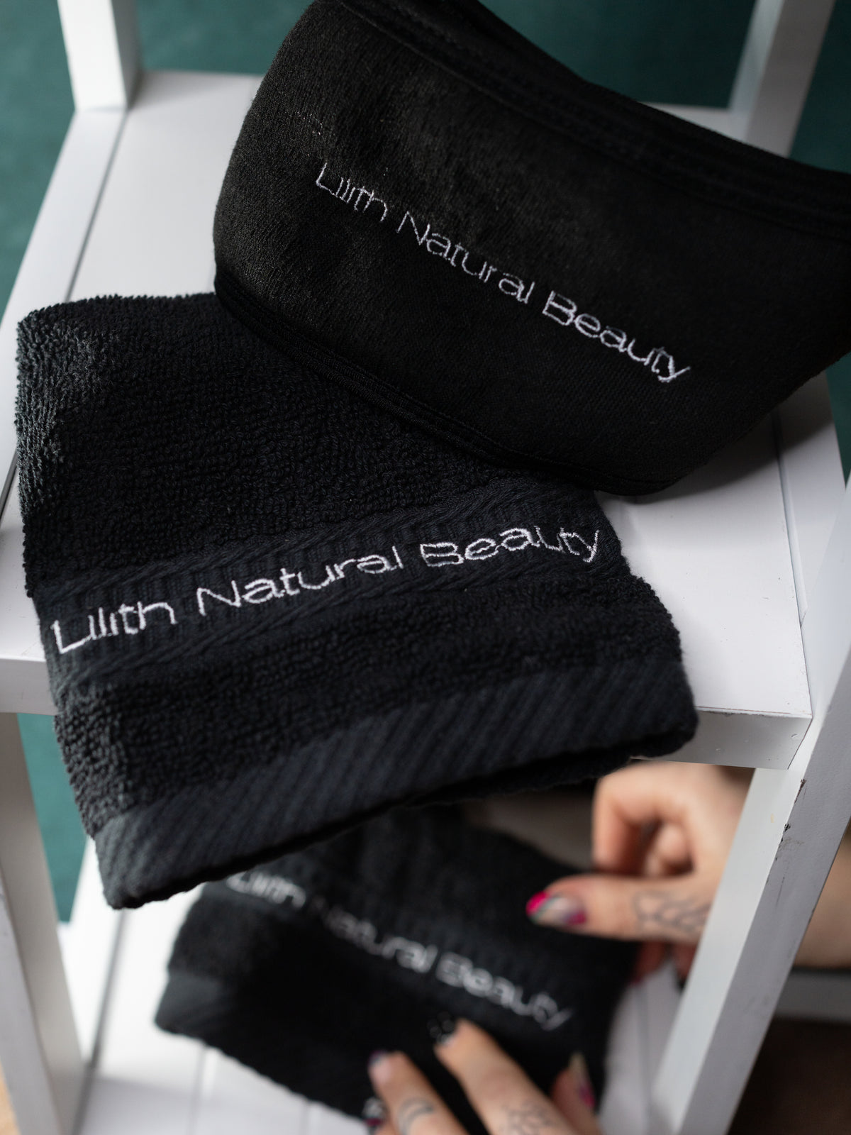 Lilith natural beauty embroidered flannel