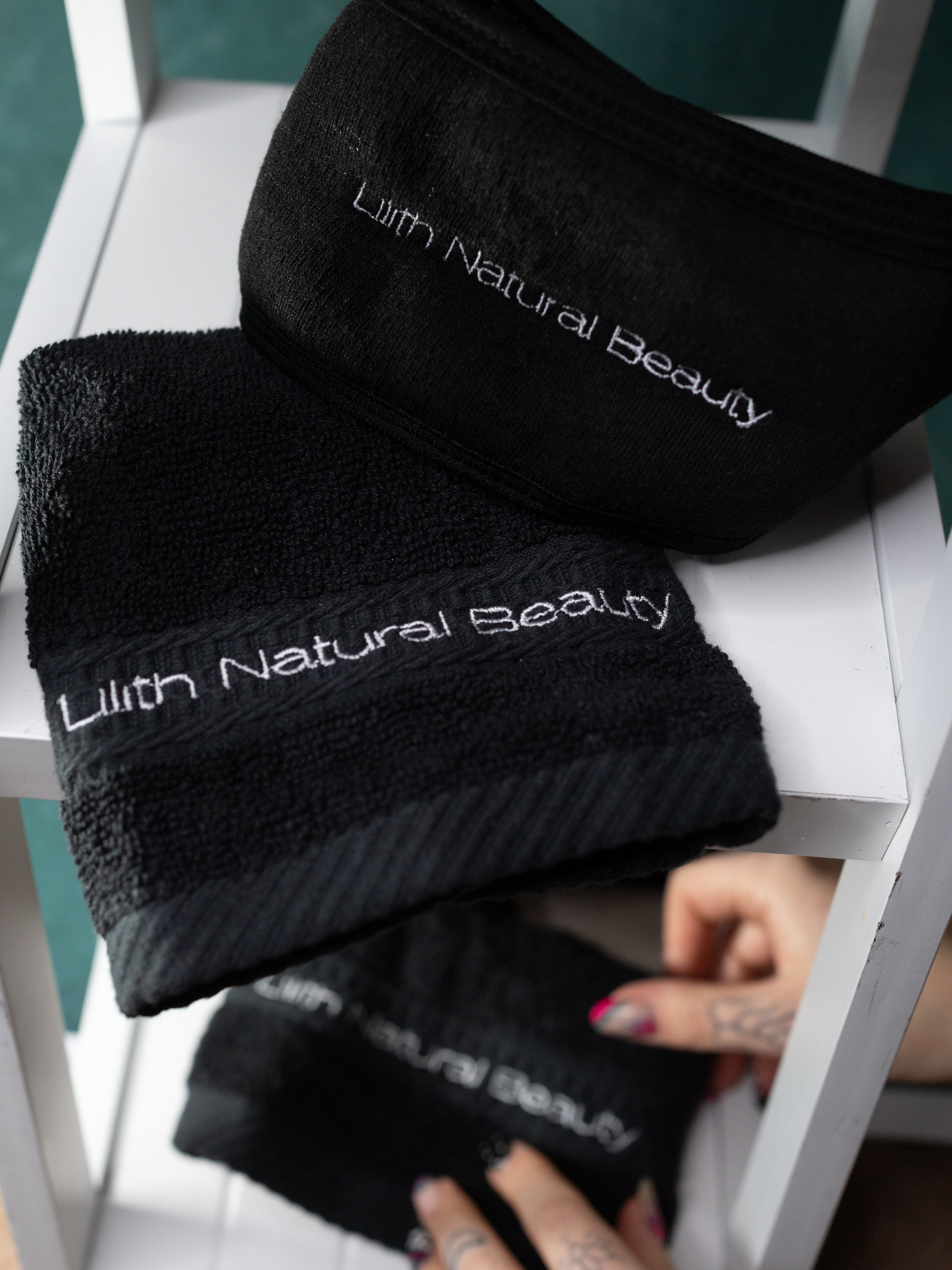 Lilith Natural Beauty Embroidered Flannel