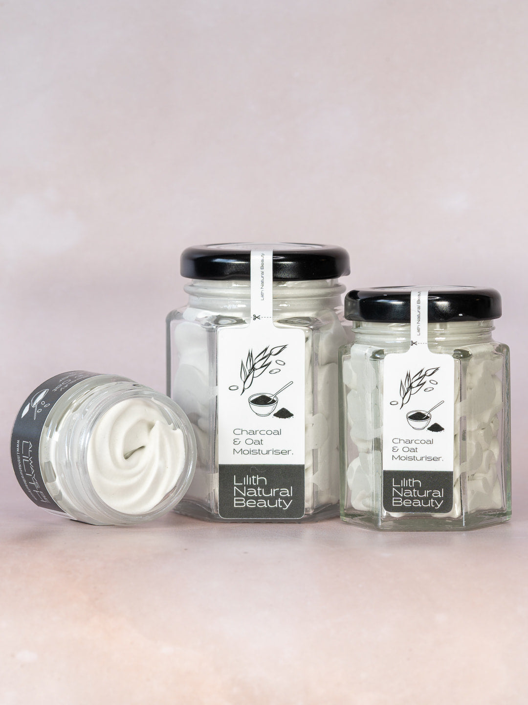 Charcoal & Oat Moisturiser